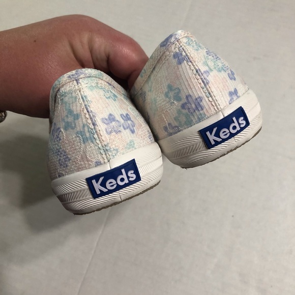 NWT Keds Champion Embroidered Floral Sneakers - Picture 9 of 10